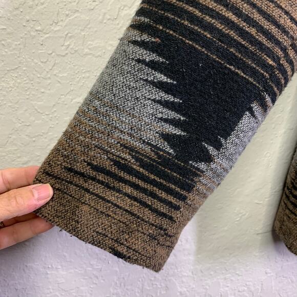 COWGIRL LEGEND Coat Jacket Southwestern Aztec Snap Up w/Toggle Closure Faux Fur - Picture 7 of 16